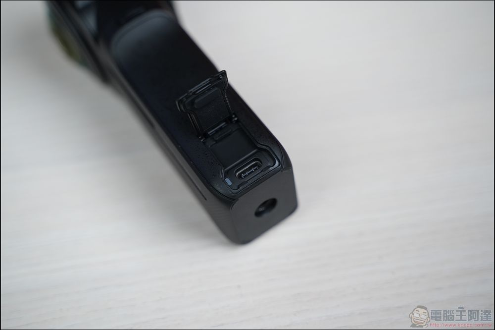徠卡加持「大開眼界」 Insta360 ONE RS 1英吋全景套裝開箱 - 電腦王阿達 徠卡加持「大開眼界」 Insta360 ONE RS 1英吋全景套裝開箱 - 電腦王阿達