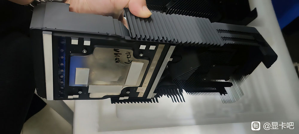 爆料大神透露 NVIDIA GeForce RTX 4090 具有 2520 MHz 的超頻時脈,比 RTX 3090 高出近 50% - 電腦王阿達 爆料大神透露 NVIDIA GeForce RTX 4090 具有 2520 MHz 的超頻時脈,比 RTX 3090 高出近 50% - 電腦王阿達