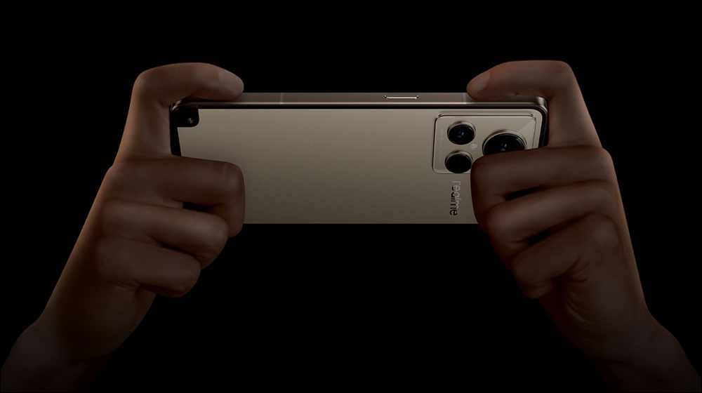 realme GT2 大師探索版正式發表:復古硬殼旅行箱為設計靈感、搭載高通驍龍 8+ 並首發 LPDDR5X - 電腦王阿達 realme GT2 大師探索版正式發表:復古硬殼旅行箱為設計靈感、搭載高通驍龍 8+ 並首發 LPDDR5X - 電腦王阿達