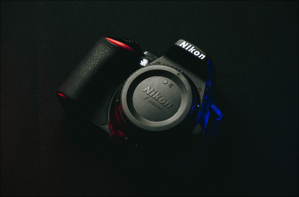 日媒報導 Nikon 傳聞將停止開發單反相機,專注於無反光鏡相機開發 - 電腦王阿達 日媒報導 Nikon 傳聞將停止開發單反相機,專注於無反光鏡相機開發 - 電腦王阿達