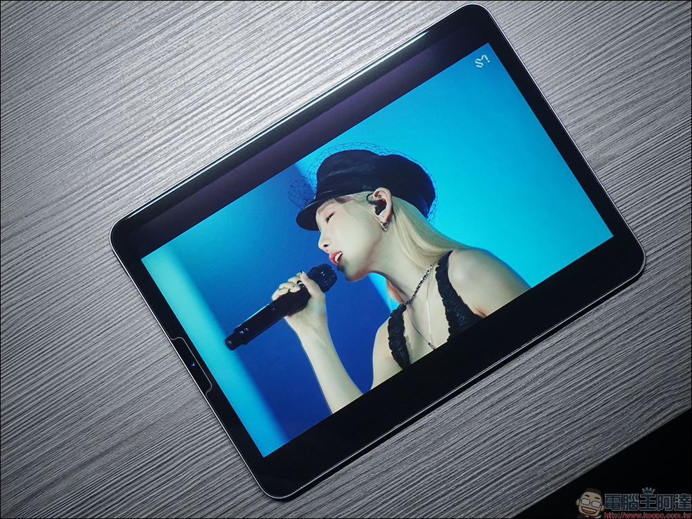 Simmpo iPad TÜV 抗藍光簡單貼開箱、體驗|保護 iPad 螢幕同時,更護眼、還原色彩,還有貼膜神器更好貼! - 電腦王阿達 Simmpo iPad TÜV 抗藍光簡單貼開箱、體驗|保護 iPad 螢幕同時,更護眼、還原色彩,還有貼膜神器更好貼! - 電腦王阿達