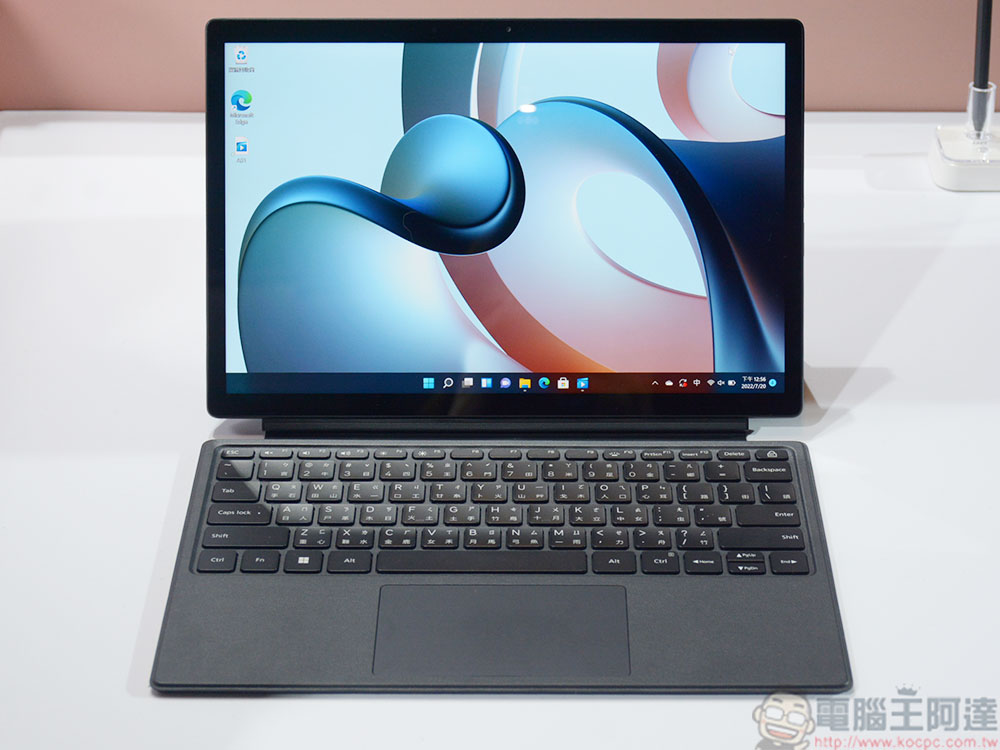 Xiaomi 12 Lite 與首款 2in1筆電 Xiaomi Book S 12.4 吋登台,開創高效長續航新局面 - 電腦王阿達