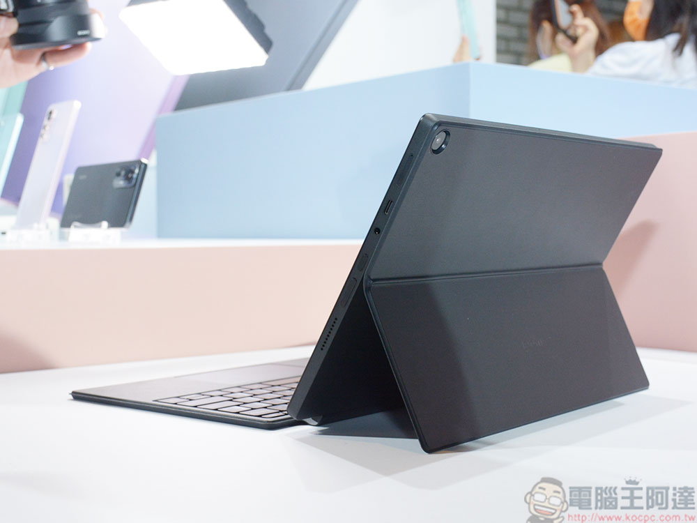 Xiaomi 12 Lite 與首款 2in1筆電 Xiaomi Book S 12.4 吋登台,開創高效長續航新局面 - 電腦王阿達 Xiaomi 12 Lite 與首款 2in1筆電 Xiaomi Book S 12.4 吋登台,開創高效長續航新局面 - 電腦王阿達