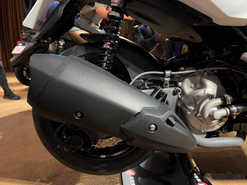 CROXERA 智慧儀表首登黃牌機車!很「愛玩」的宏佳騰 STR 與全新 CO-IN 登場 - 電腦王阿達 CROXERA 智慧儀表首登黃牌機車!很「愛玩」的宏佳騰 STR 與全新 CO-IN 登場 - 電腦王阿達