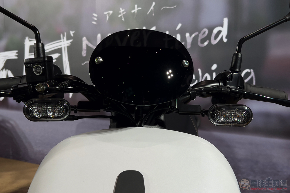 CROXERA 智慧儀表首登黃牌機車!很「愛玩」的宏佳騰 STR 與全新 CO-IN 登場 - 電腦王阿達 CROXERA 智慧儀表首登黃牌機車!很「愛玩」的宏佳騰 STR 與全新 CO-IN 登場 - 電腦王阿達