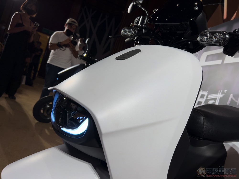 CROXERA 智慧儀表首登黃牌機車!很「愛玩」的宏佳騰 STR 與全新 CO-IN 登場 - 電腦王阿達 CROXERA 智慧儀表首登黃牌機車!很「愛玩」的宏佳騰 STR 與全新 CO-IN 登場 - 電腦王阿達