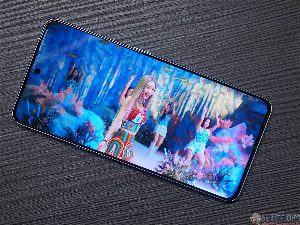OPPO Reno8 系列開箱、評測|搭載 MariSilicon X 自研影像 NPU 晶片、一體成型流線設計 - 電腦王阿達 OPPO Reno8 系列開箱、評測|搭載 MariSilicon X 自研影像 NPU 晶片、一體成型流線設計 - 電腦王阿達