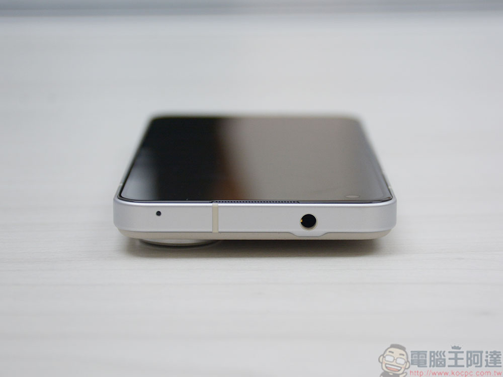 ASUS Zenfone 9 開箱、實測、實拍:輕巧單手剛剛好,操作、續航更美好 - 電腦王阿達 ASUS Zenfone 9 開箱、實測、實拍:輕巧單手剛剛好,操作、續航更美好 - 電腦王阿達