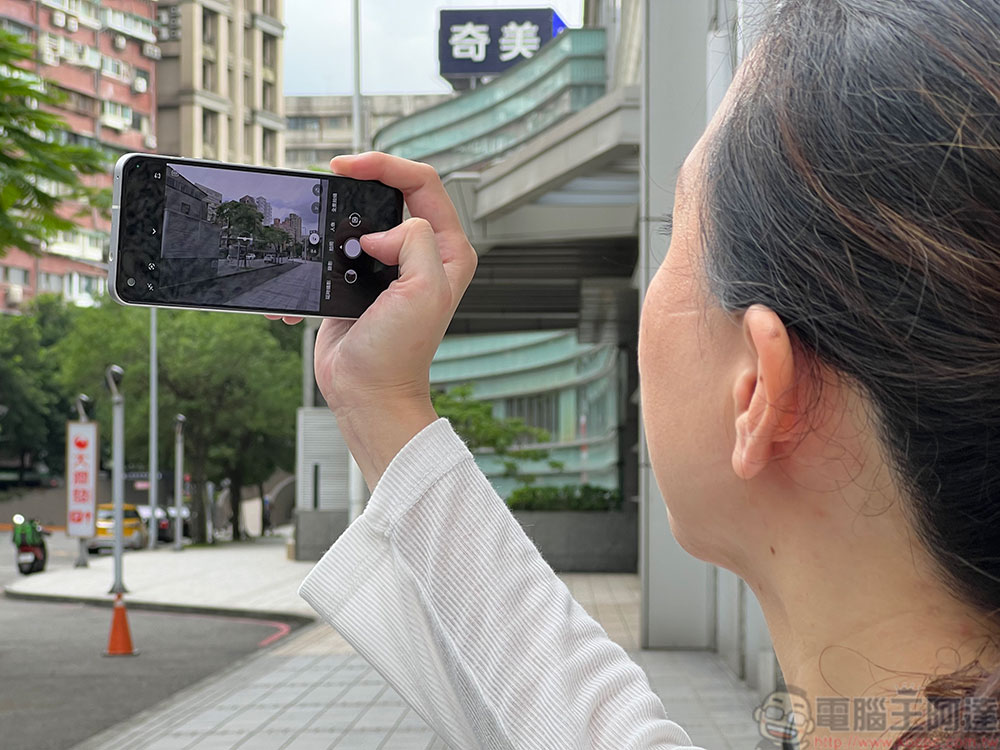 ASUS Zenfone 9 開箱、實測、實拍:輕巧單手剛剛好,操作、續航更美好 - 電腦王阿達 ASUS Zenfone 9 開箱、實測、實拍:輕巧單手剛剛好,操作、續航更美好 - 電腦王阿達