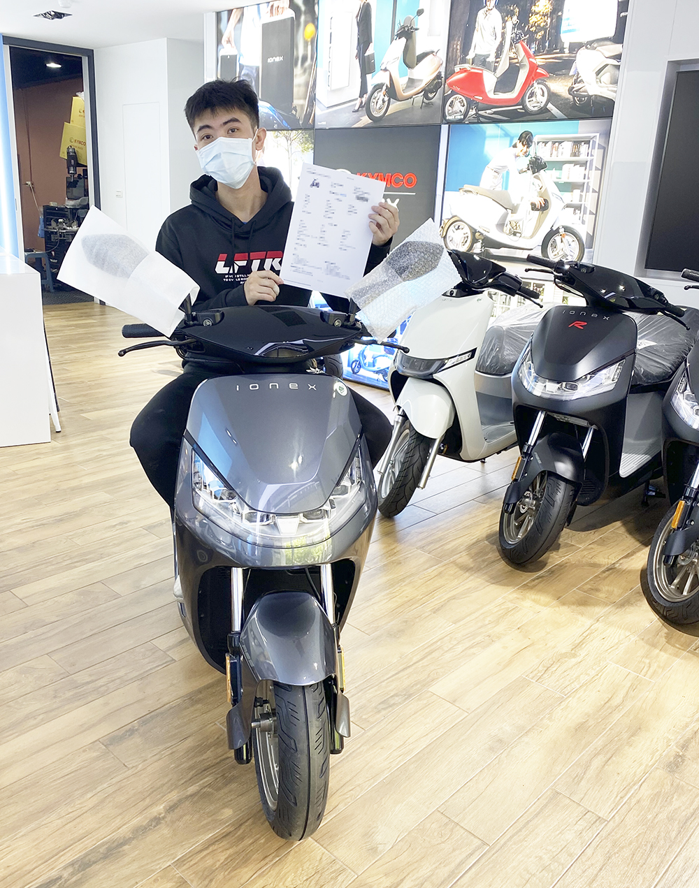 把握買電動車最佳時機!Ionex 暑期祭超狂優惠還能抽「百萬現金」超無痛入手四大重點看! - 電腦王阿達 把握買電動車最佳時機!Ionex 暑期祭超狂優惠還能抽「百萬現金」超無痛入手四大重點看! - 電腦王阿達