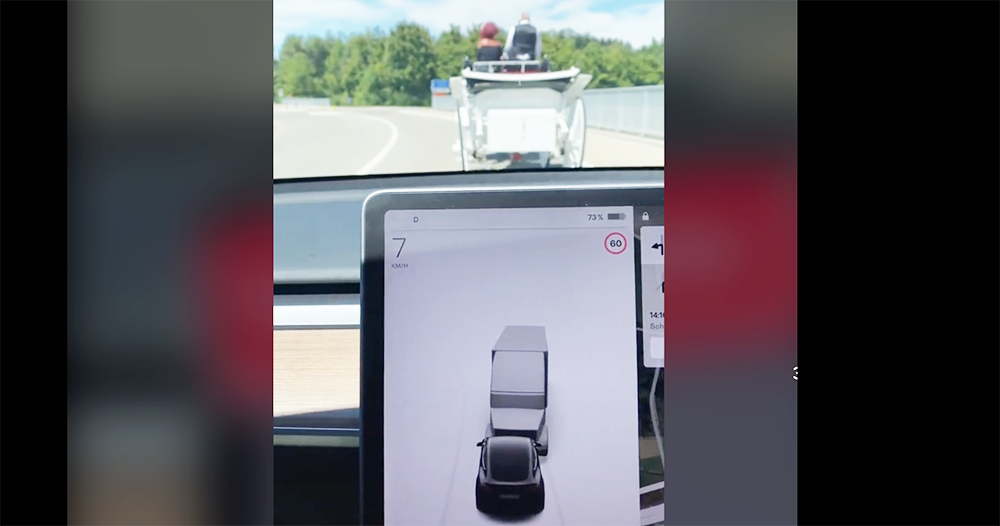嚇爆！Tesla 自動駕駛系統誤判馬車為逆向與打橫的大卡車（影片） - 電腦王阿達