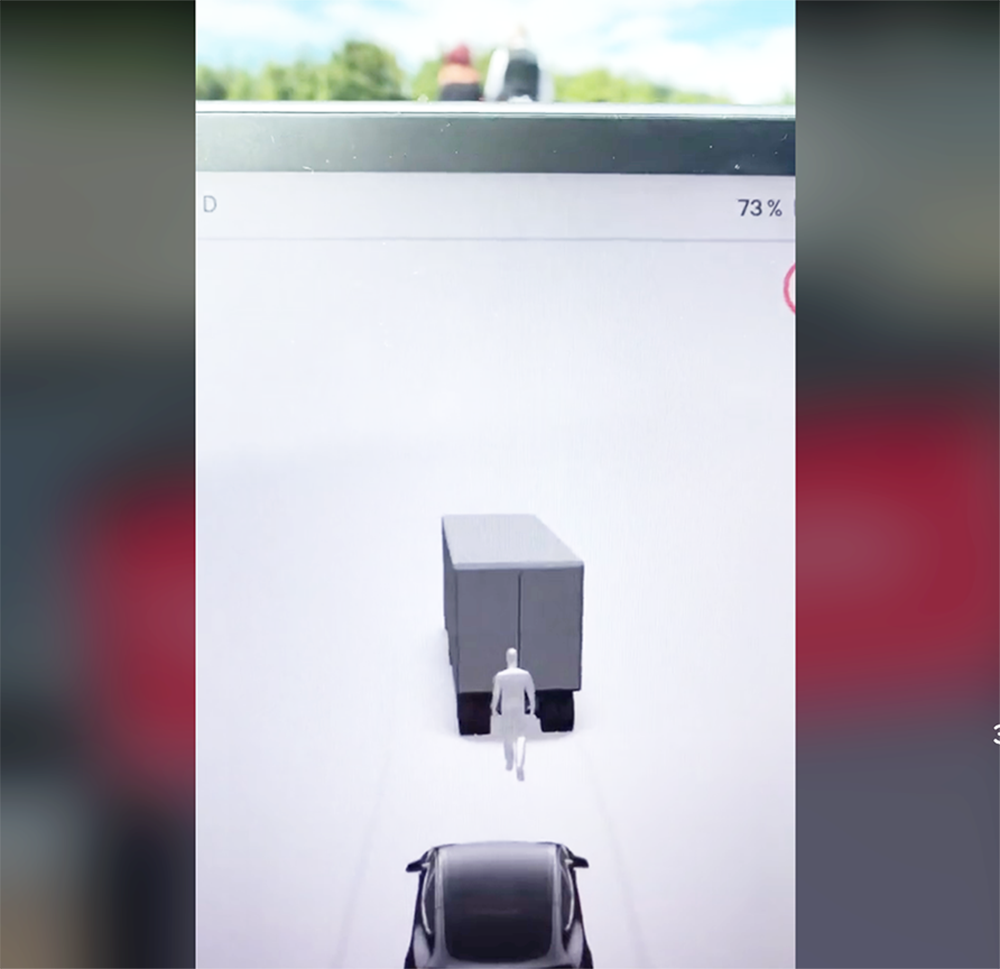 嚇爆!Tesla 自動駕駛系統誤判馬車為逆向與打橫的大卡車(影片) - 電腦王阿達 嚇爆!Tesla 自動駕駛系統誤判馬車為逆向與打橫的大卡車(影片) - 電腦王阿達