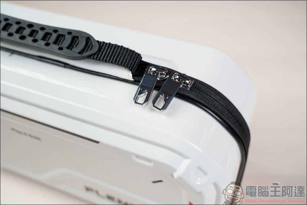 G-Case 無限電源機甲,充電、保護、收納、無線搖桿,最給力的 Switch 全配件 - 電腦王阿達 G-Case 無限電源機甲,充電、保護、收納、無線搖桿,最給力的 Switch 全配件 - 電腦王阿達