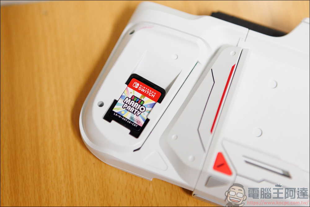 G-Case 無限電源機甲,充電、保護、收納、無線搖桿,最給力的 Switch 全配件 - 電腦王阿達 G-Case 無限電源機甲,充電、保護、收納、無線搖桿,最給力的 Switch 全配件 - 電腦王阿達