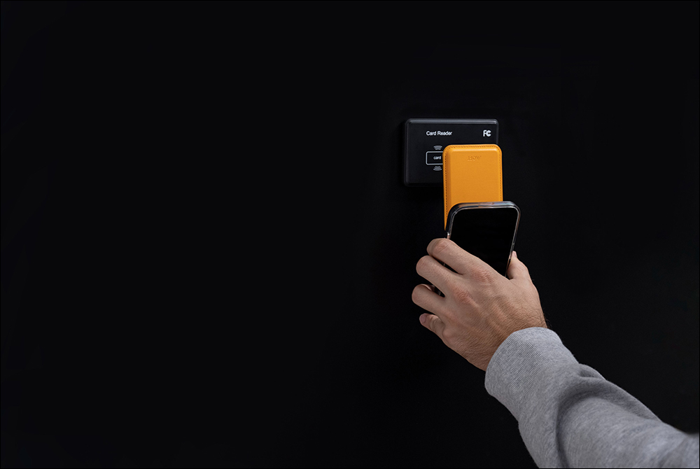 MOFT 推出新款 MagSafe 磁吸支架:支援多角度調整,卡片感應 NFC 、證件出示更方便 - 電腦王阿達 MOFT 推出新款 MagSafe 磁吸支架:支援多角度調整,卡片感應 NFC 、證件出示更方便 - 電腦王阿達