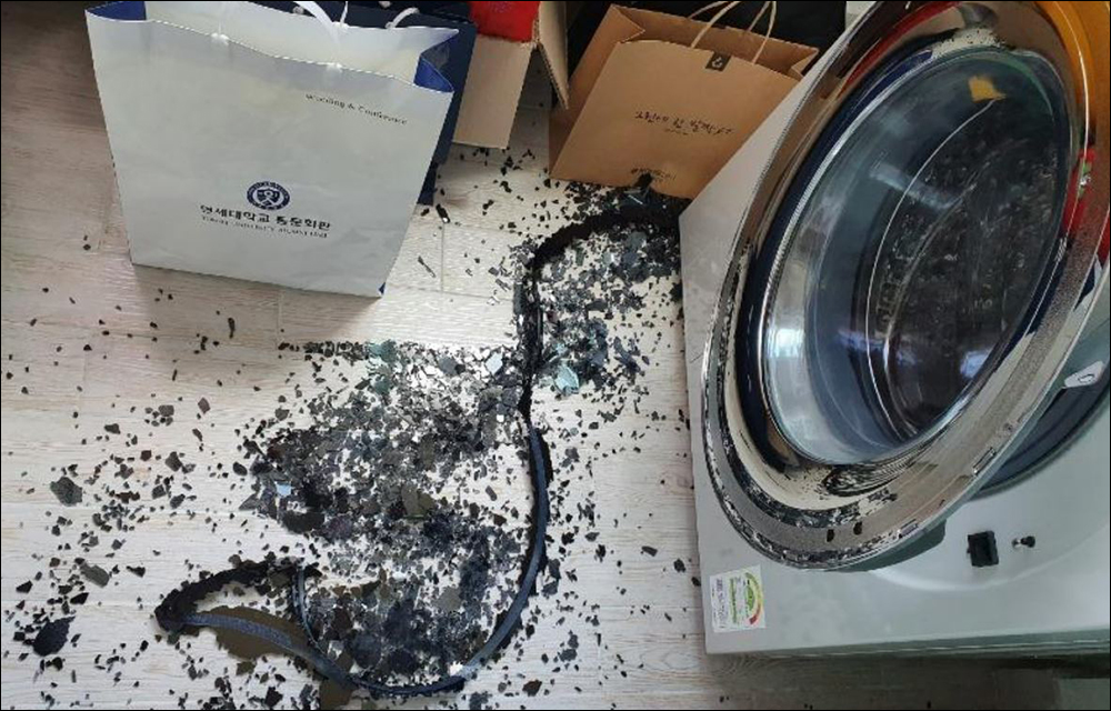 三星滾筒洗衣機接連發生「自爆門」事件,官方正式道歉並允諾將提供免費維修 - 電腦王阿達 三星滾筒洗衣機接連發生「自爆門」事件,官方正式道歉並允諾將提供免費維修 - 電腦王阿達