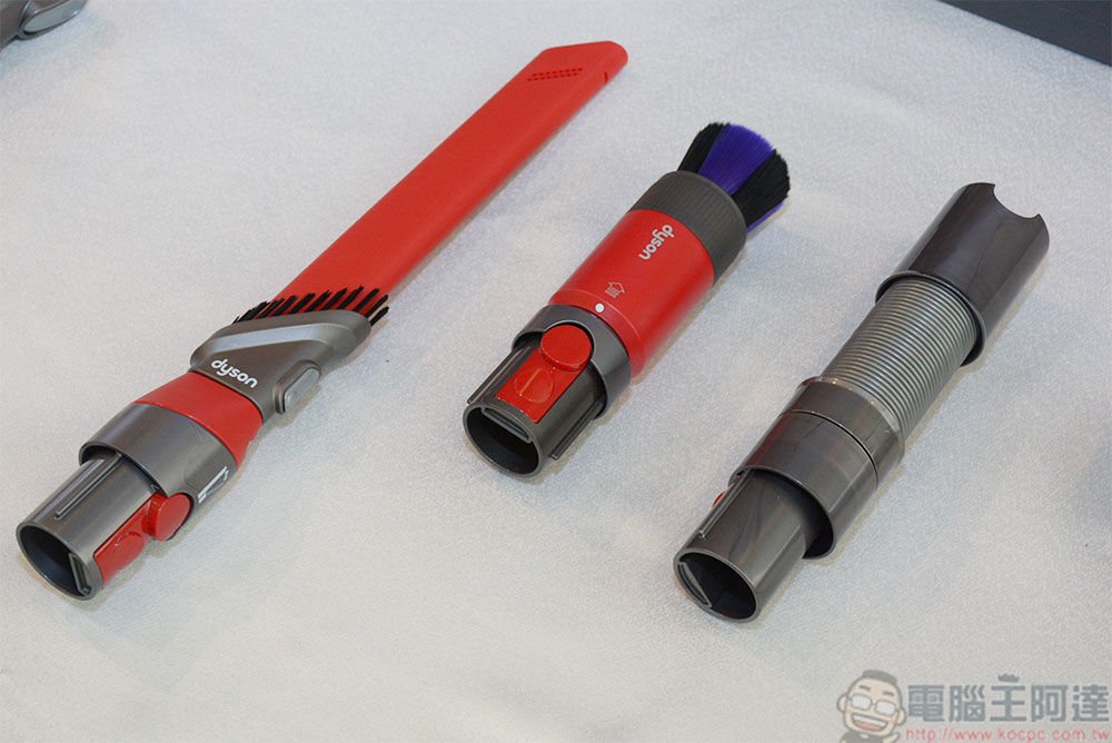 萌寵當家!全新 Dyson「寵物毛髮清潔工具組」配件組讓落毛不再隨風飄散 - 電腦王阿達 萌寵當家!全新 Dyson「寵物毛髮清潔工具組」配件組讓落毛不再隨風飄散 - 電腦王阿達