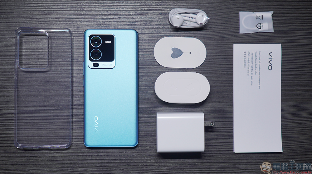 vivo V25 Pro 5G、vivo V25 5G 開箱、評測|全方位人像旗艦、設計質感更升級,續航更持久、最高 66W 快充! - 電腦王阿達 vivo V25 Pro 5G、vivo V25 5G 開箱、評測|全方位人像旗艦、設計質感更升級,續航更持久、最高 66W 快充! - 電腦王阿達