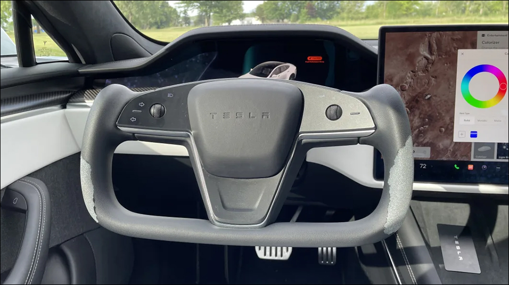 特斯拉 Model S 租賃車在行駛 1.9 萬英里後, Yoke 方向盤嚴重脫皮、內裝嚴重污損 - 電腦王阿達 特斯拉 Model S 租賃車在行駛 1.9 萬英里後, Yoke 方向盤嚴重脫皮、內裝嚴重污損 - 電腦王阿達