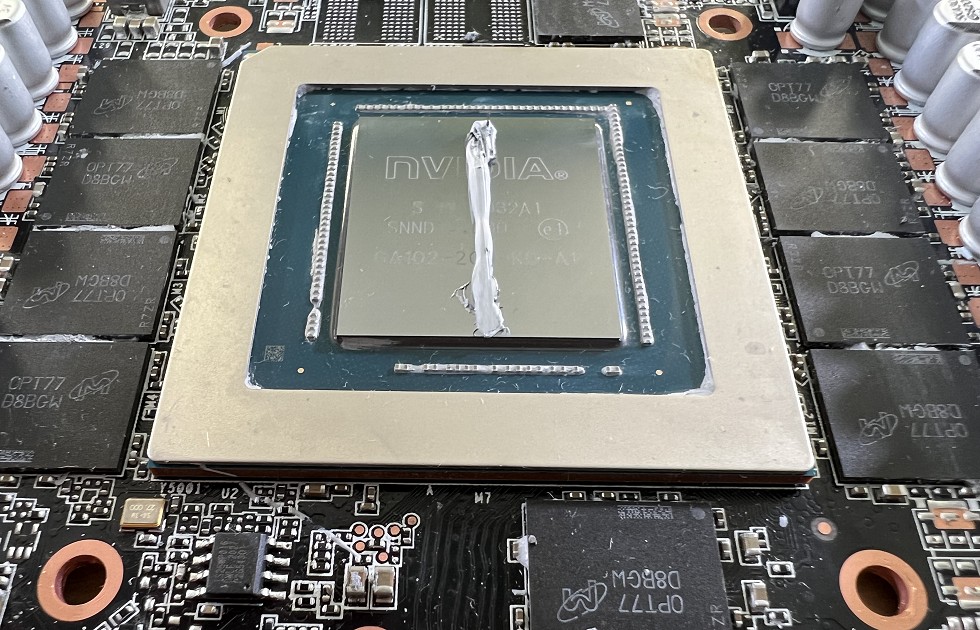GPU 散熱膏怎麼塗抹才能獲得最低溫度？國外研究指出在 "中間" 畫一條線 - 電腦王阿達
