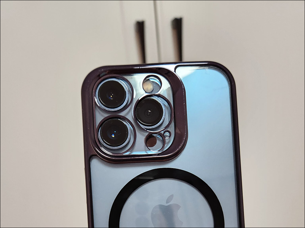 iPhone 14 Pro 的保護殼能和 iPhone 13 Pro 通用嗎?答案是不行 - 電腦王阿達 iPhone 14 Pro 的保護殼能和 iPhone 13 Pro 通用嗎?答案是不行 - 電腦王阿達
