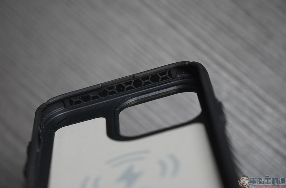 JTLEGEND iPhone 14 系列超軍規防摔手機殼開箱|超軍規防摔、強化蜂巢結構、專利正面導音槽與高效散熱技術,四大系列讓 iPhone 14 新機無懼生活挑戰 - 電腦王阿達 JTLEGEND iPhone 14 系列超軍規防摔手機殼開箱|超軍規防摔、強化蜂巢結構、專利正面導音槽與高效散熱技術,四大系列讓 iPhone 14 新機無懼生活挑戰 - 電腦王阿達