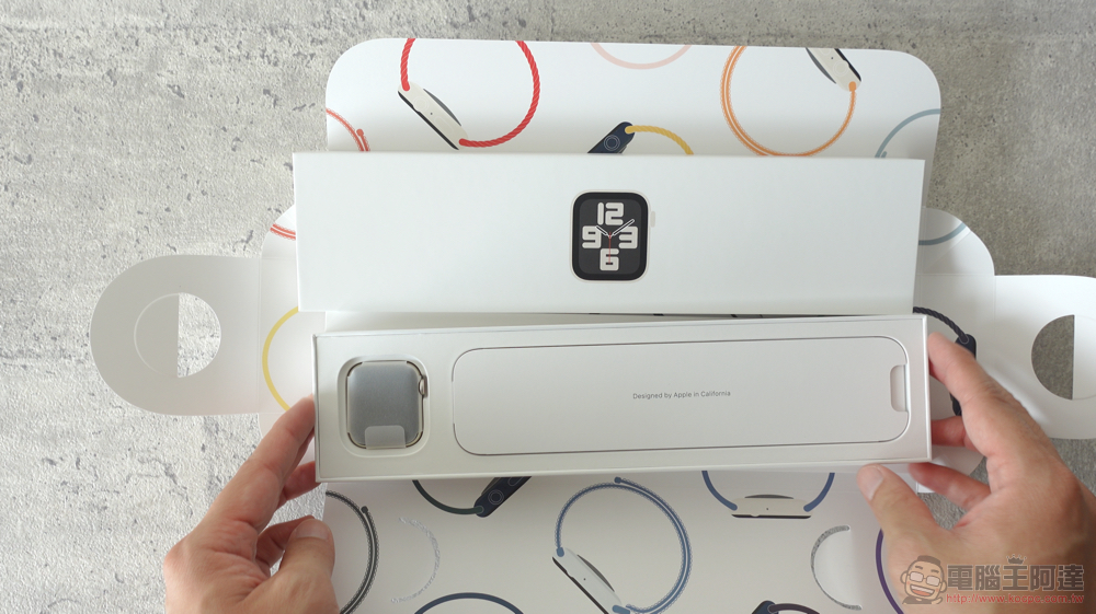 美型也很行!Apple Watch Series 8 / Apple Watch SE 2 開箱體驗 - 電腦王阿達 美型也很行!Apple Watch Series 8 / Apple Watch SE 2 開箱體驗 - 電腦王阿達