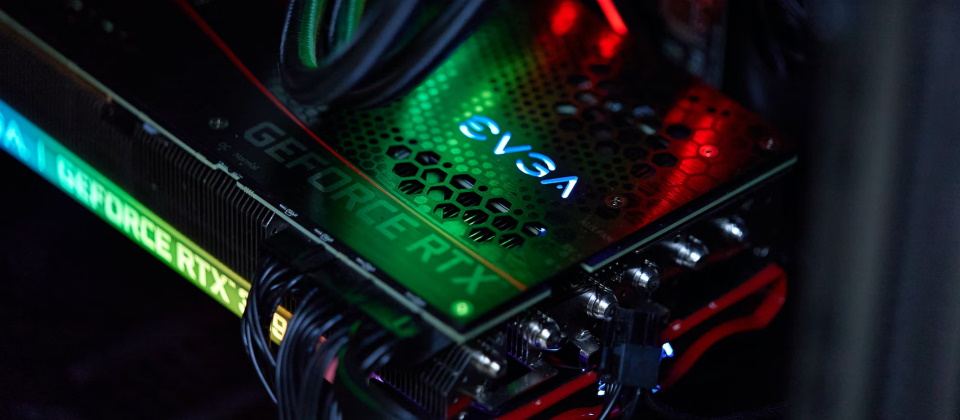 Nvidia 執行長黃仁勳正式回應 EVGA 的解約選擇，表示市場會繼續走下去，但他們一直以來都是優秀的合作夥伴 - 電腦王阿達