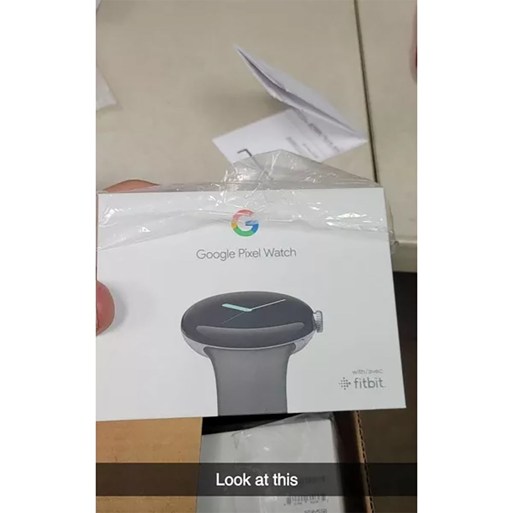 台灣 Google 爆雷 Pixel Watch 將有「霧黑不鏽鋼色」，然後網路已經有人拍到盒裝了（意外嗎） - 電腦王阿達