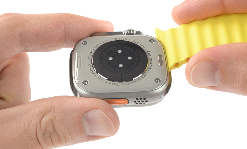 Apple Watch Ultra 拆解:內建超大電池,維修性高但很難自行拆修 - 電腦王阿達 Apple Watch Ultra 拆解:內建超大電池,維修性高但很難自行拆修 - 電腦王阿達