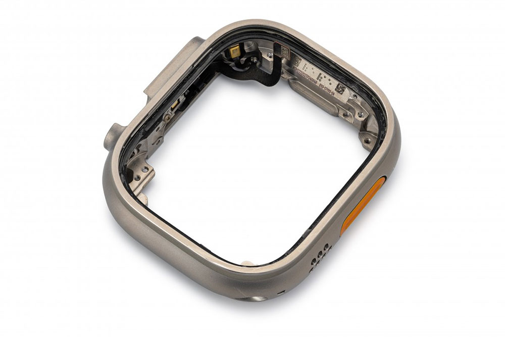 Apple Watch Ultra 拆解:內建超大電池,維修性高但很難自行拆修 - 電腦王阿達 Apple Watch Ultra 拆解:內建超大電池,維修性高但很難自行拆修 - 電腦王阿達