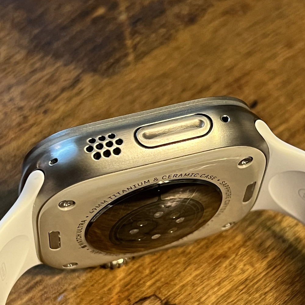 不喜歡 Apple Watch Ultra 的外觀設計?國外有人動手魔改,將橘色按鈕去除、並加上髮絲紋 - 電腦王阿達 不喜歡 Apple Watch Ultra 的外觀設計?國外有人動手魔改,將橘色按鈕去除、並加上髮絲紋 - 電腦王阿達