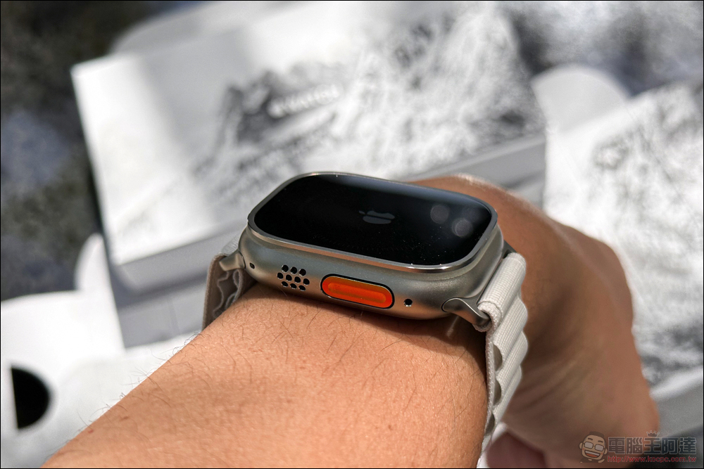 Apple Watch Ultra 的霧面鈦金屬錶殼不喜歡?國外有人成功將它拋成鏡面 - 電腦王阿達 Apple Watch Ultra 的霧面鈦金屬錶殼不喜歡?國外有人成功將它拋成鏡面 - 電腦王阿達