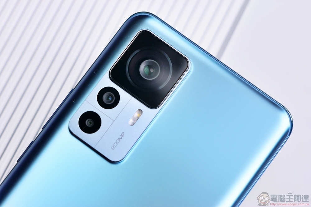 立下 2 億畫素的里程碑!新超值 S8+ Gen1 旗艦 Xiaomi 12T Pro 實測 - 電腦王阿達 立下 2 億畫素的里程碑!新超值 S8+ Gen1 旗艦 Xiaomi 12T Pro 實測 - 電腦王阿達