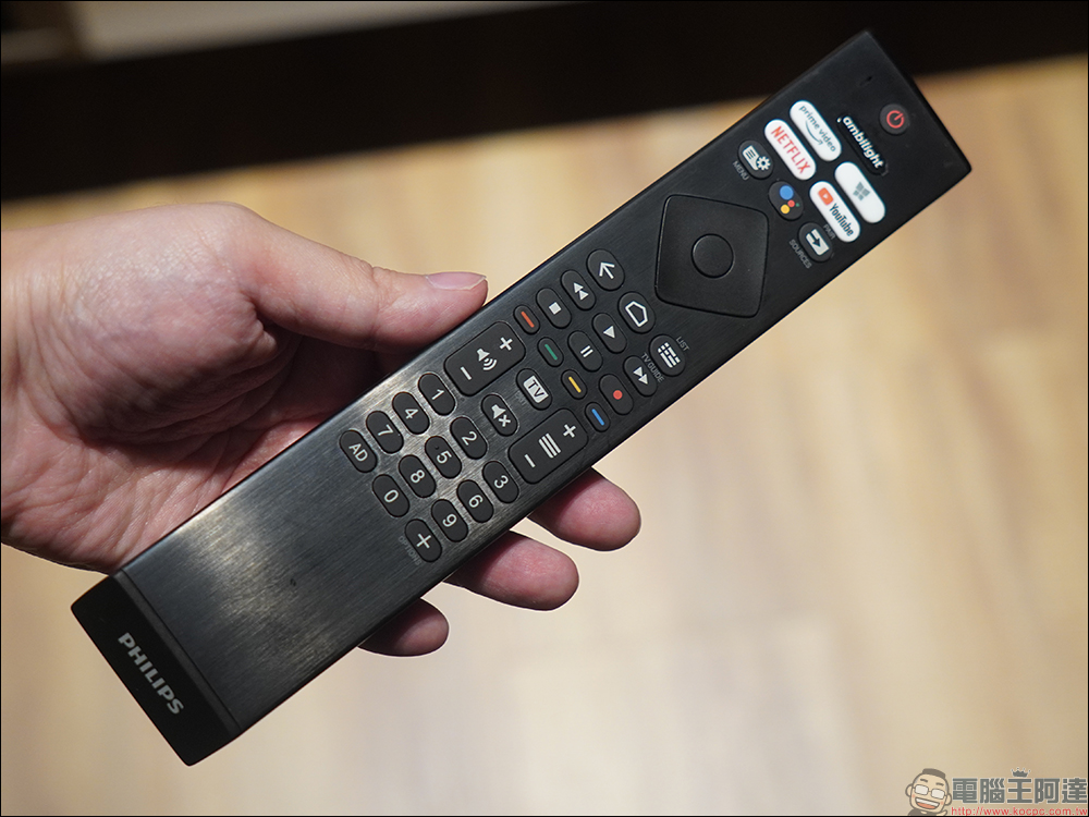 飛利浦 Philips 4K 智慧顯示器開箱|4K 絕佳畫質、內建 Android TV 11 系統 ,搭配 Ambilight 帶來無可比擬的沉浸體驗 - 電腦王阿達 飛利浦 Philips 4K 智慧顯示器開箱|4K 絕佳畫質、內建 Android TV 11 系統 ,搭配 Ambilight 帶來無可比擬的沉浸體驗 - 電腦王阿達