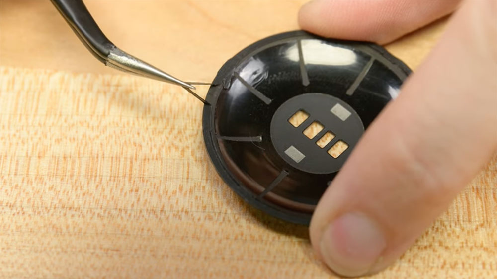 iFixit 終於拆了 Pixel Watch:外部很美,內部要再加油 - 電腦王阿達 iFixit 終於拆了 Pixel Watch:外部很美,內部要再加油 - 電腦王阿達