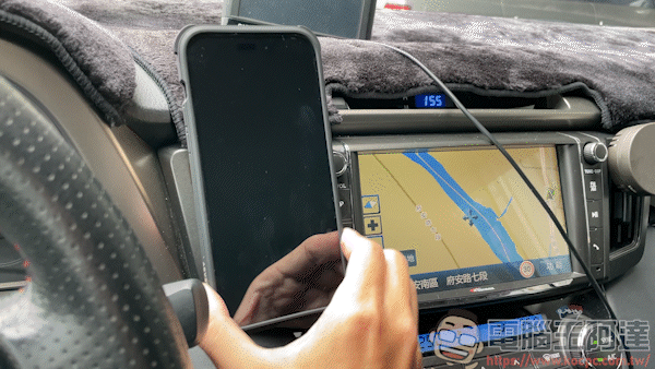 Allite CF1 多功能磁吸充電手機架,結合無線充電 / MagSafe 磁吸 / 擴香三合一功能,開車族必備聖品 - 電腦王阿達 Allite CF1 多功能磁吸充電手機架,結合無線充電 / MagSafe 磁吸 / 擴香三合一功能,開車族必備聖品 - 電腦王阿達