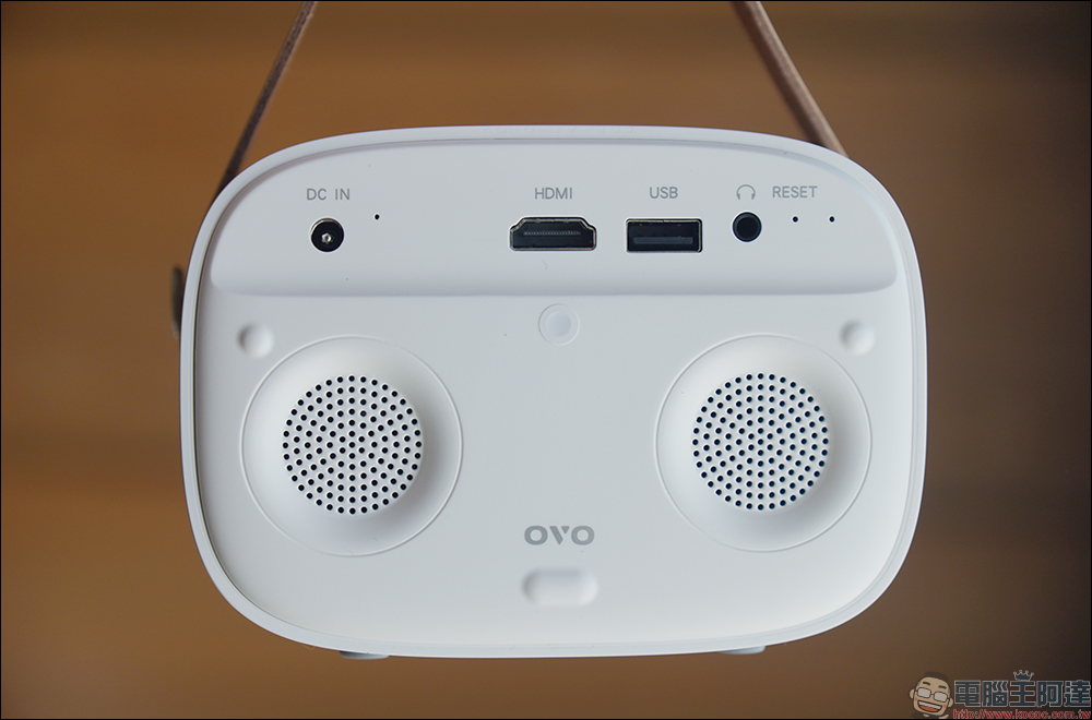 OVO U5S 智慧投影機開箱|掌上無框電視升級 3D 影像、進階影音設定、螢幕縮放、開機自動開 App - 電腦王阿達 OVO U5S 智慧投影機開箱|掌上無框電視升級 3D 影像、進階影音設定、螢幕縮放、開機自動開 App - 電腦王阿達