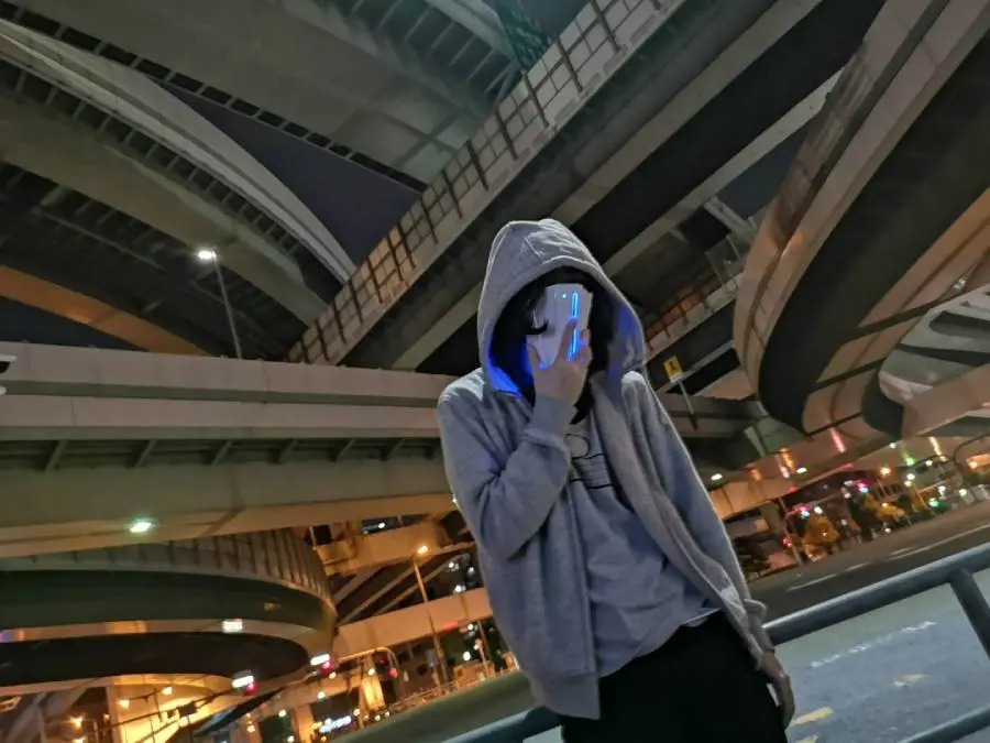 日本網友將沒用的 Wii 改造成「未來科技感十足的面罩」,真的帥 - 電腦王阿達 日本網友將沒用的 Wii 改造成「未來科技感十足的面罩」,真的帥 - 電腦王阿達