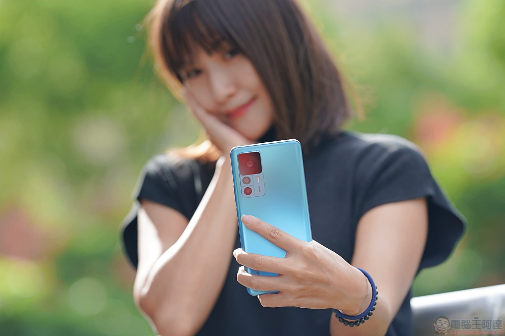 全方位均衡的高階新機 Xiaomi 12T 開箱實測,效能、攝影、操作感達到平衡 - 電腦王阿達 全方位均衡的高階新機 Xiaomi 12T 開箱實測,效能、攝影、操作感達到平衡 - 電腦王阿達