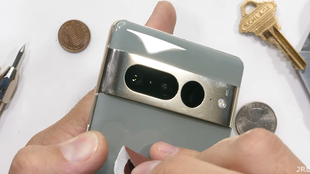 Pixel 7 Pro 耐用性測試出爐!你可能需要裝好一點的保護殼 - 電腦王阿達 Pixel 7 Pro 耐用性測試出爐!你可能需要裝好一點的保護殼 - 電腦王阿達