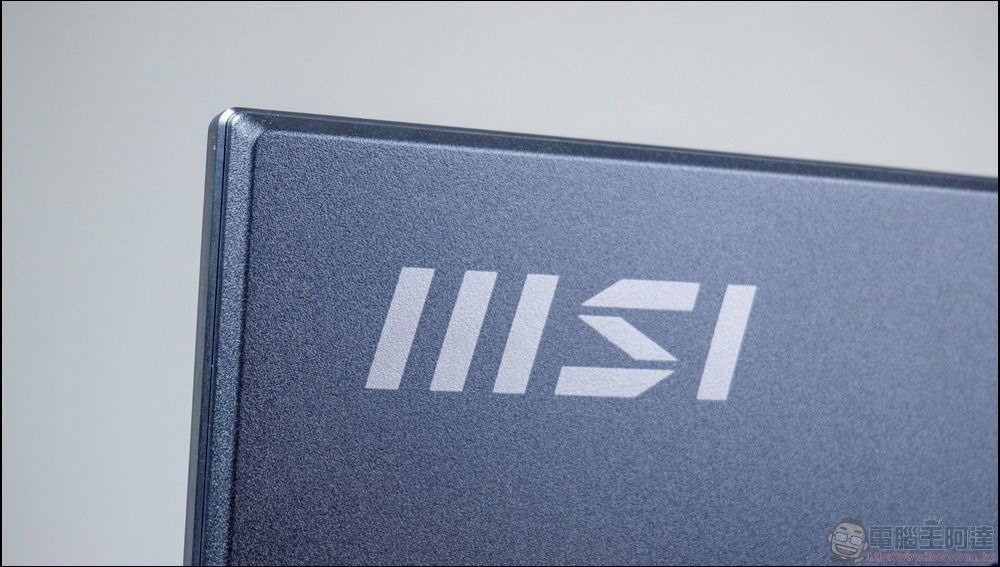 MSI PRO MP272C 商務曲面顯示器 - 09 MSI PRO MP272C 商務曲面顯示器 - 09