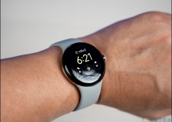 來自 Google 的 Fitbit 智慧錶：Google Pixel Watch 開箱