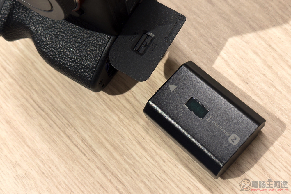 AI 加持微幅調漲,Sony A7R5 全幅無反在台登場動手玩 - 電腦王阿達 AI 加持微幅調漲,Sony A7R5 全幅無反在台登場動手玩 - 電腦王阿達