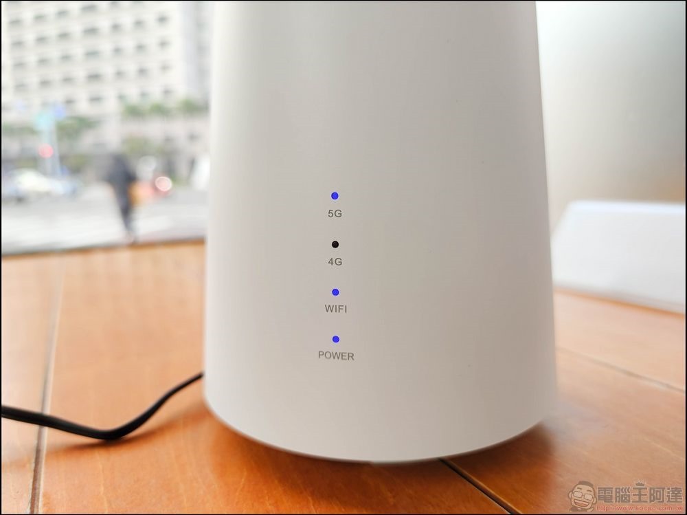 TCL LINKHUB HH512 5G NR 無線分享路由器 - 18 TCL LINKHUB HH512 5G NR 無線分享路由器 - 18