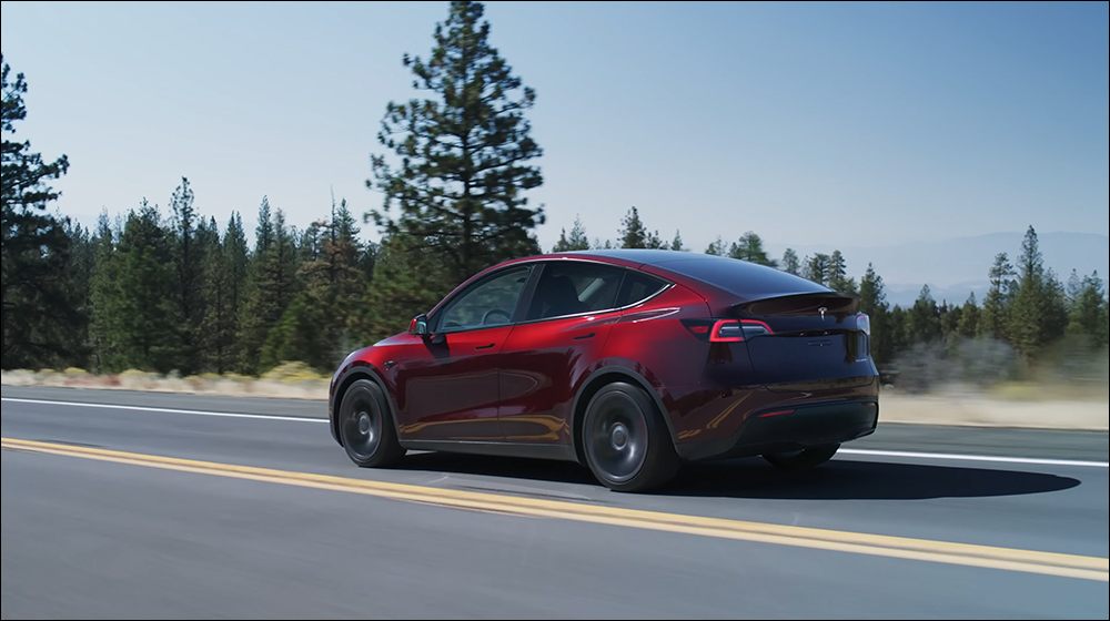 特斯拉 Tesla Model Y 「快銀」全新車色實車首度亮相 - 電腦王阿達 特斯拉 Tesla Model Y 「快銀」全新車色實車首度亮相 - 電腦王阿達
