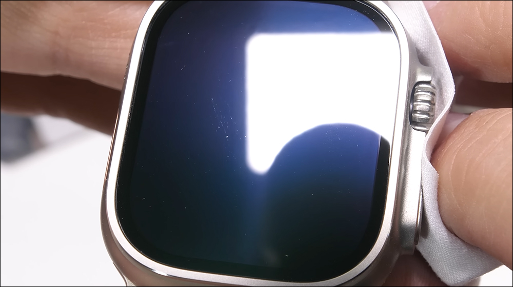 Apple Watch Ultra 耐刮實測,藍寶石玻璃真的夠強嗎? - 電腦王阿達 Apple Watch Ultra 耐刮實測,藍寶石玻璃真的夠強嗎? - 電腦王阿達