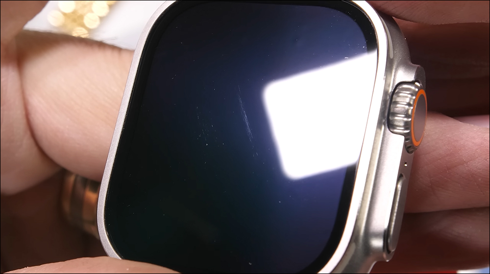 Apple Watch Ultra 耐刮實測，藍寶石玻璃真的夠強嗎？ - 電腦王阿達