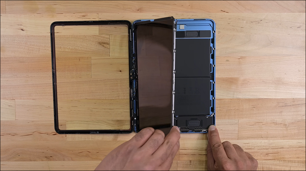 iFixit 拆解 iPad 10 揭開無法支援 Apple Pencil 2 的原因 - 電腦王阿達 iFixit 拆解 iPad 10 揭開無法支援 Apple Pencil 2 的原因 - 電腦王阿達