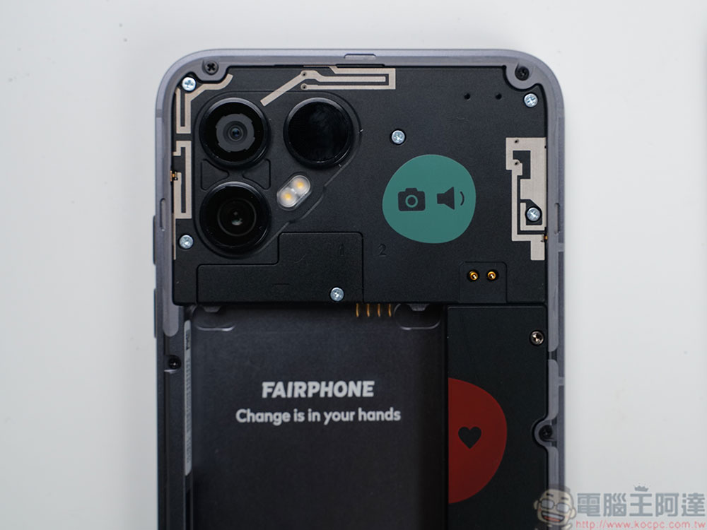 全機模組化的 Fairphone 4 實機上手：可自行維修拆解，對消費者、環境最公平的環保手機 - 電腦王阿達